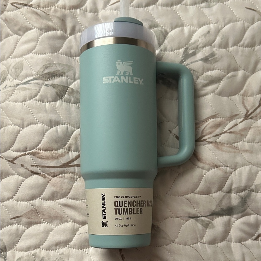 Stanley Mint Green Travel Quencher Tumbler with Handle